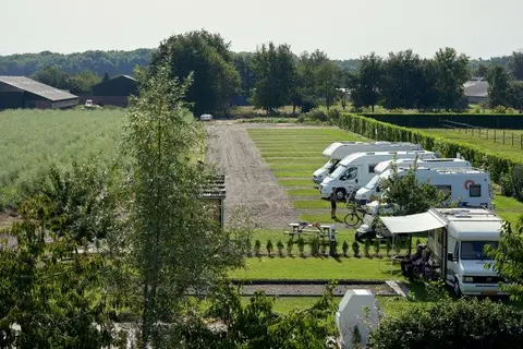 Camperplaats Onder En Eindt