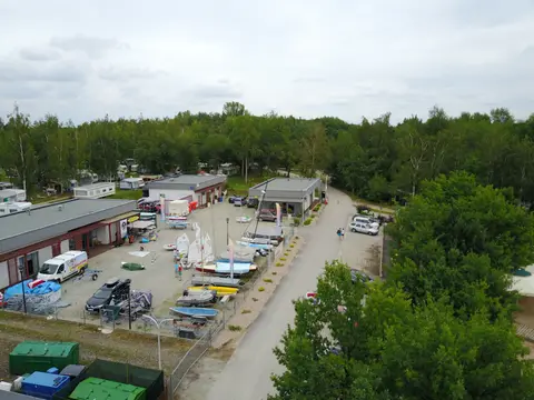Pole Namiotowo-Campingowe OSWiR