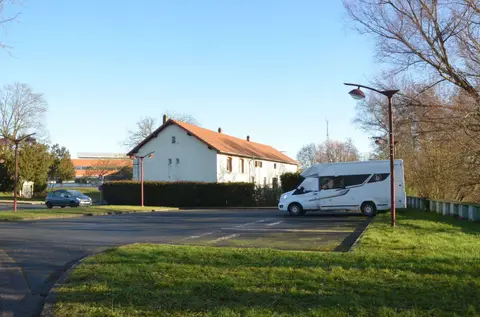 Aire d'accueil de Camping-Cars - Sarralbe