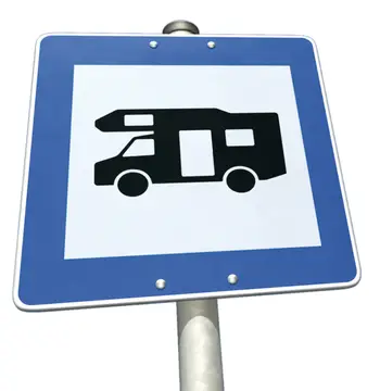 Wohnmobilstellplatz an der Brücke in Zeltingen
