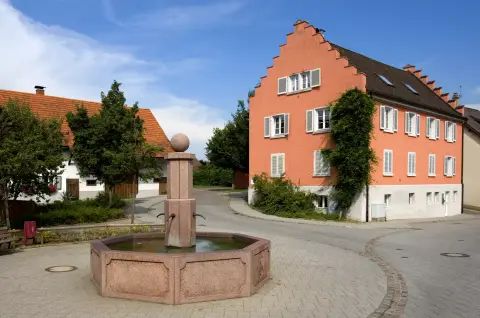 Schwimmbad Jestetten mit Campingplatz