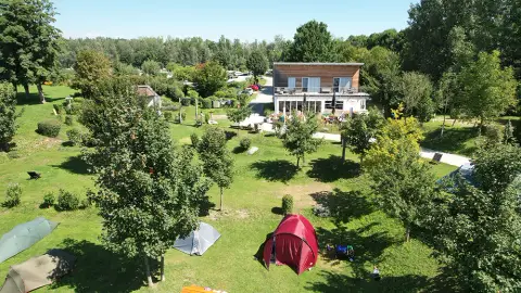 Camping Ausee für Mobilheime und Caravans