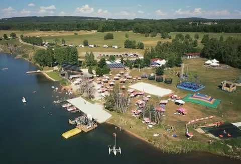 Wild Wake Wohnmobilstellplatz