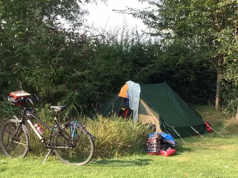 Natuurkampeerterrein De Maasakker