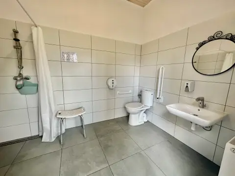 Pole namiotowe 7 Żab