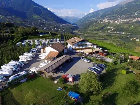 Camper-Stellplatz Schneeburghof