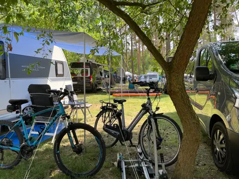 Knattercamping