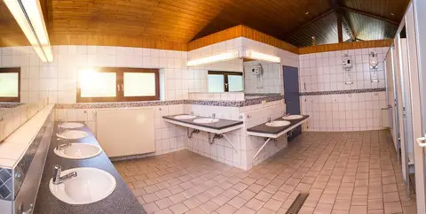 Stellplatz Teichmann (vor der Schranke)
