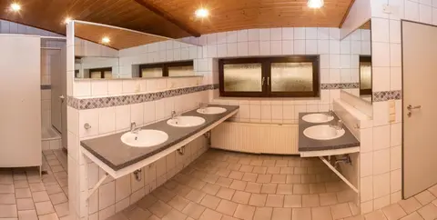 Stellplatz Teichmann (vor der Schranke)