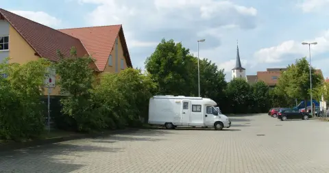 Parking Aschbacher Straße - Schlüsselfeld