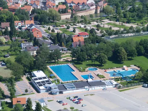 Wohnmobilstellplatz am Limesbad