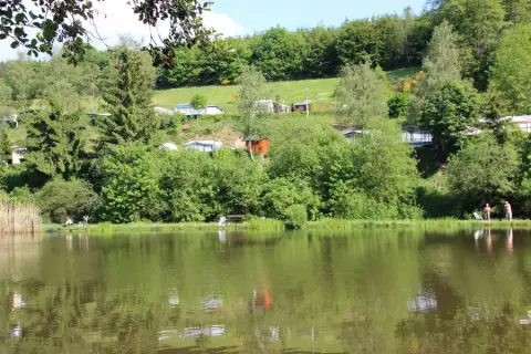 Camperpark Um Deich - Vianden