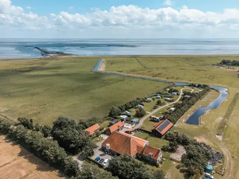 Tussen Wad en Strand
