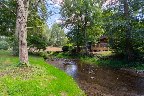 Camping Paradis Le Giessen ****