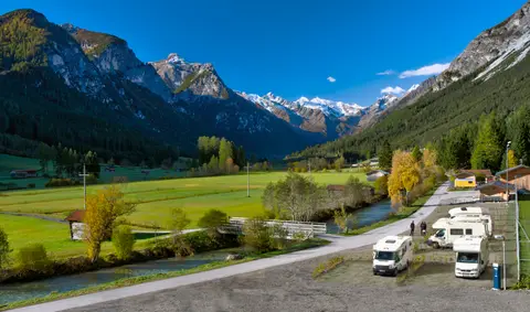 Zentralalpen-Stellplatz Trins im Gschnitztal
