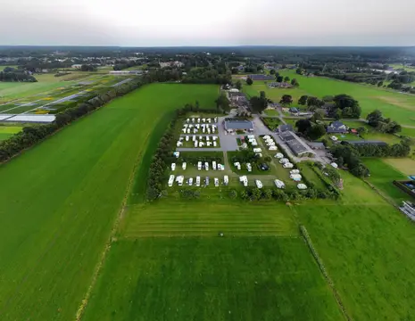 Camperplaats De Zwaan