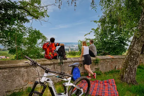 Wohnmobilstellplatz an der Zirkuswiese - Dingolfing