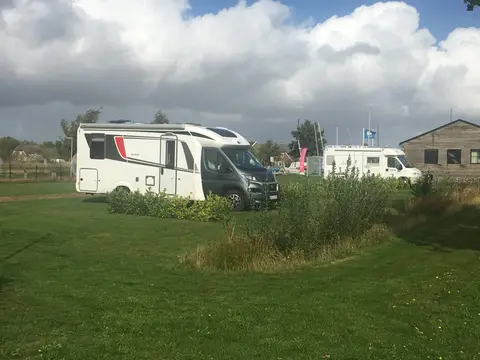 Camperplaats Midwolda