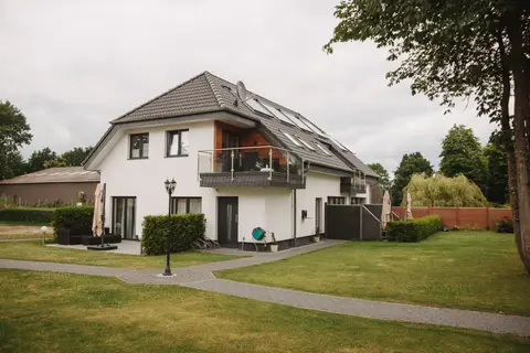 Stellplatz Henriettenhof-Herrenhaus