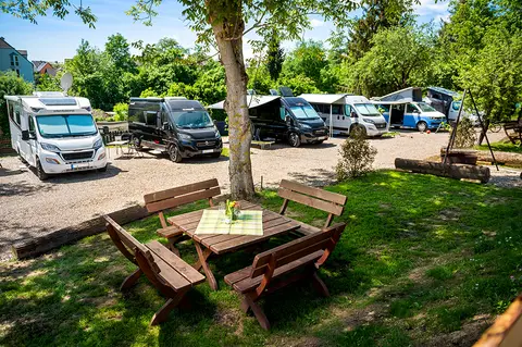 Wohnmobilstellplatz Weinhof Martin