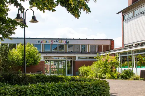 Wohnmobilstellplätze am Hallenfreibad in Wagenfeld
