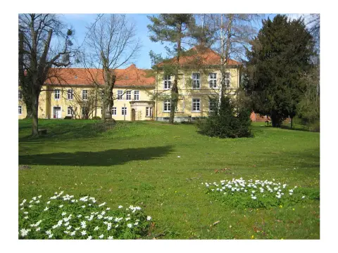 Wohnmobilstellplätze Hallenbad Springe