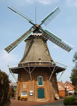 An der Uferstraße Remels