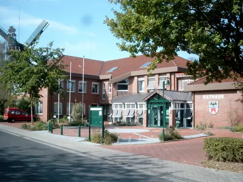 An der Uferstraße Remels