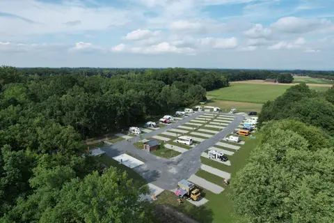 Campingparadies Lippstädter Seenplatte Wohnmobilstellplatz
