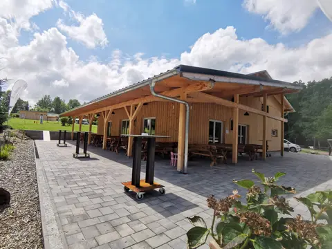 Naturbad Niederwiesa Wohnmobilstellplatz