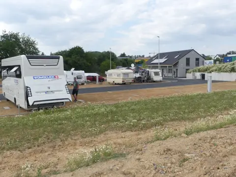 Caravan- & Wohnmobilstellplatz B49