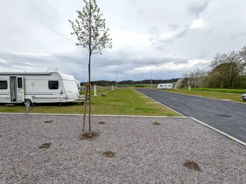 Caravan- & Wohnmobilstellplatz B49