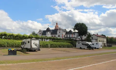 Wohnmobilstellplatz am Schloss Ehrenstein
