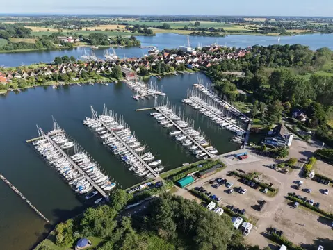 Wohnmobil-Stellplätze Wassersportgemeinschaft Arnis/Grödersby