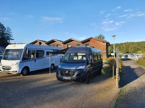 Stellplatz zwischen den Seen
