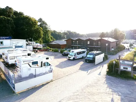 Stellplatz zwischen den Seen