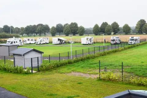 WoMo Stellplatz Eltern