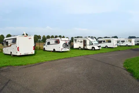 WoMo Stellplatz Eltern