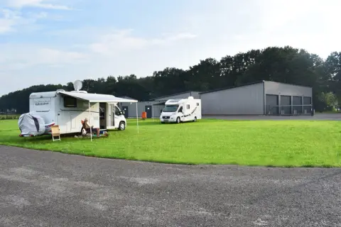 WoMo Stellplatz Eltern