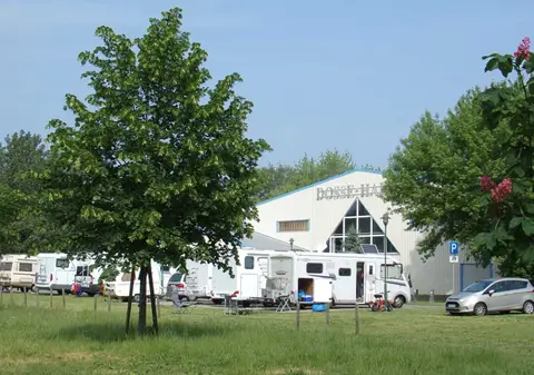 Stellplatz an der Dossehalle