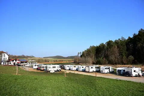 Wohnmobilstellplatz „Altes Kurhaus“Trabelsdorf
