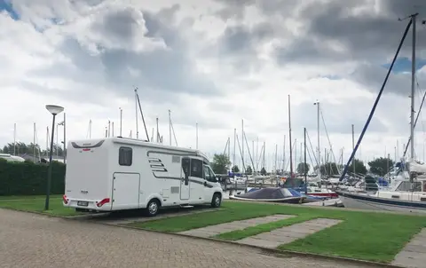 Jachthaven De Lemsterpoort