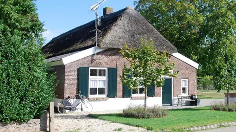 Camper erf "De Holtsehoek" Balgoy