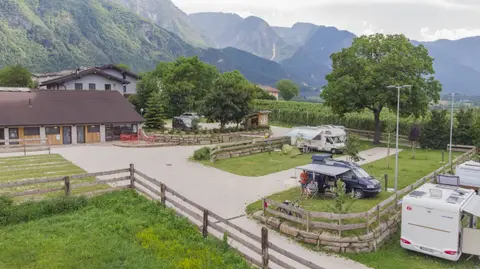 Agritur Airone Bed and Camping