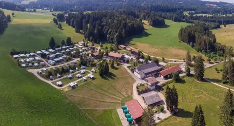 Camping Les Cerneux