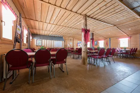 Forest-Lodge