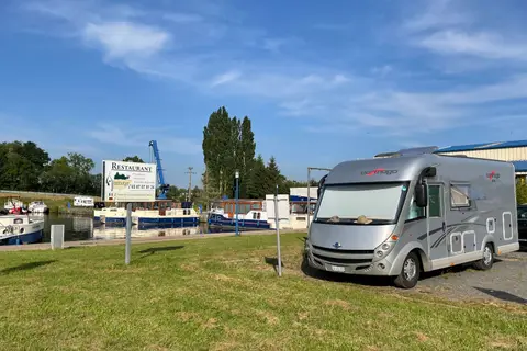 Camping Car Marina Nidervller