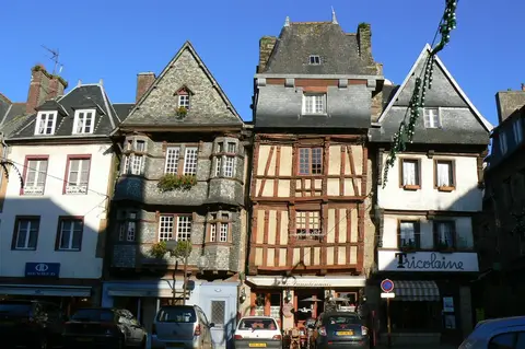 Le Village de l'Armorique