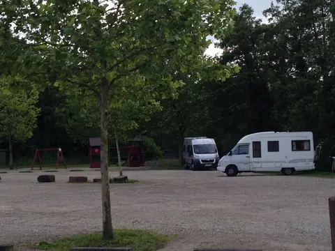 Aire de Stationnement Piscine Wissembourg