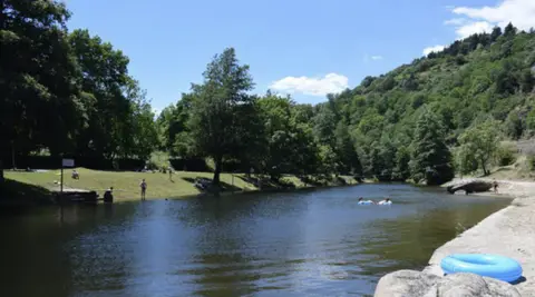 Camping Les Berges du Doux